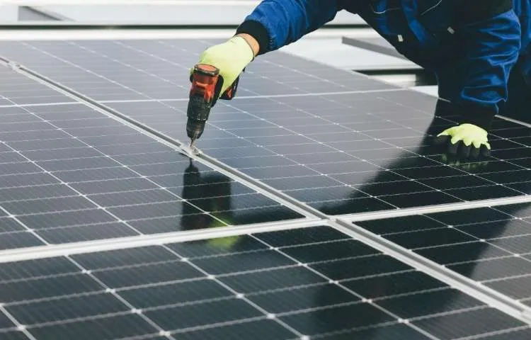Modern renewable energy services in Uttar Pradesh for clean and green electricity.