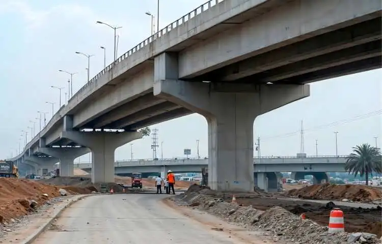 High-quality road construction in Pune using advanced engineering methods for high-capacity transport roads